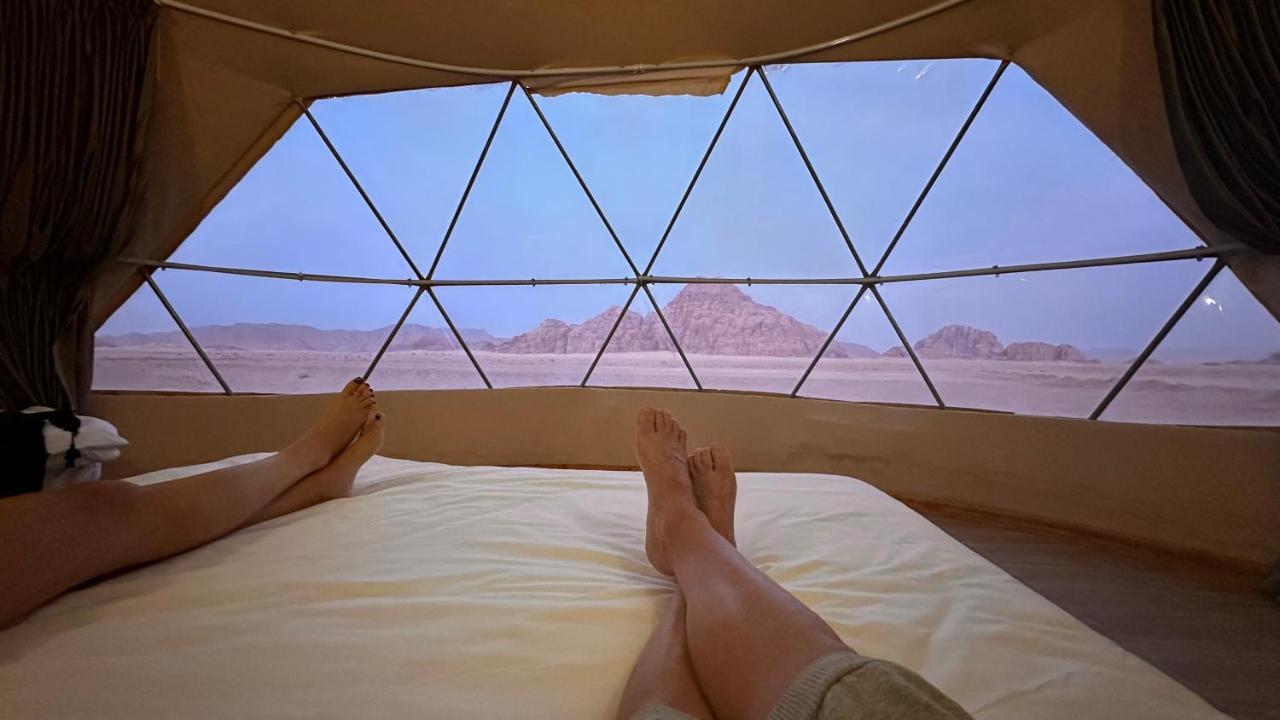 Rum Island Luxury Camp & Bubbles Hotel Wadi Rum Exteriör bild
