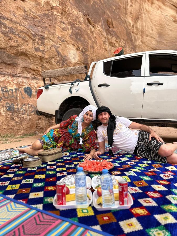 Rum Island Luxury Camp & Bubbles Hotel Wadi Rum Exteriör bild