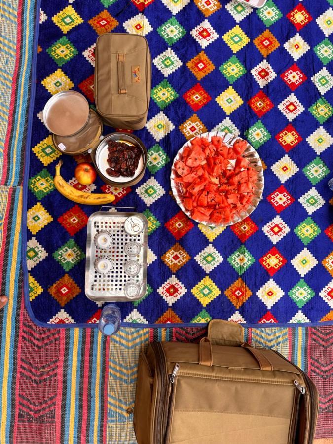 Rum Island Luxury Camp & Bubbles Hotel Wadi Rum Exteriör bild