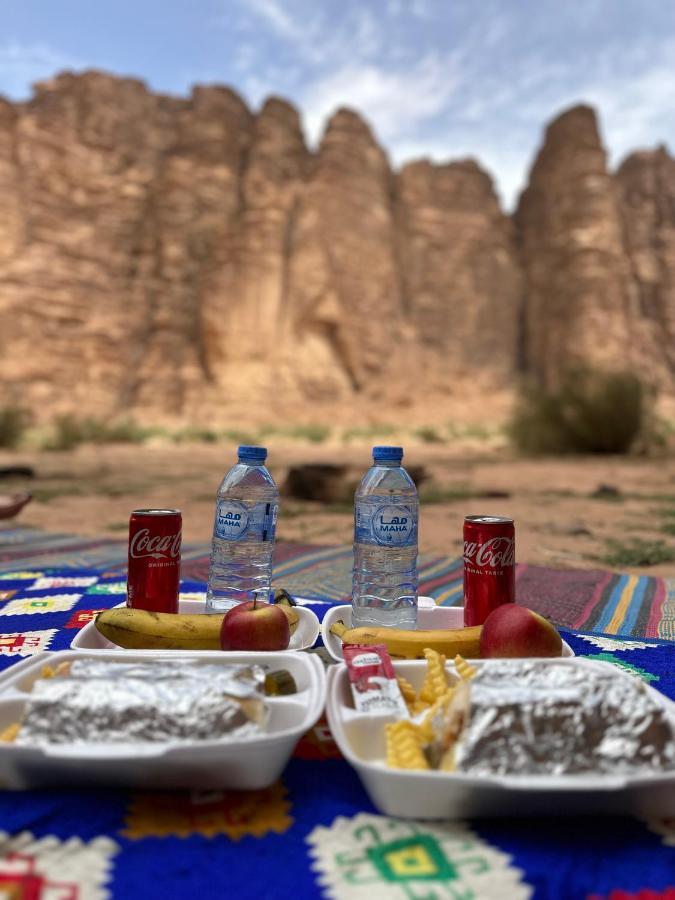 Rum Island Luxury Camp & Bubbles Hotel Wadi Rum Exteriör bild