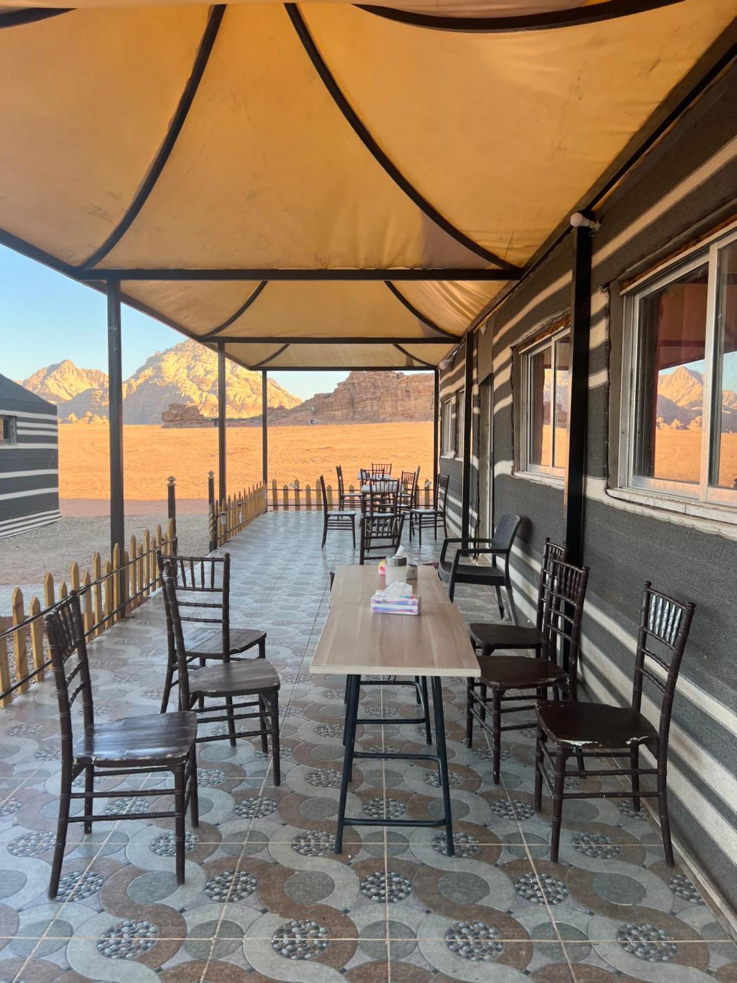 Rum Island Luxury Camp & Bubbles Hotel Wadi Rum Exteriör bild