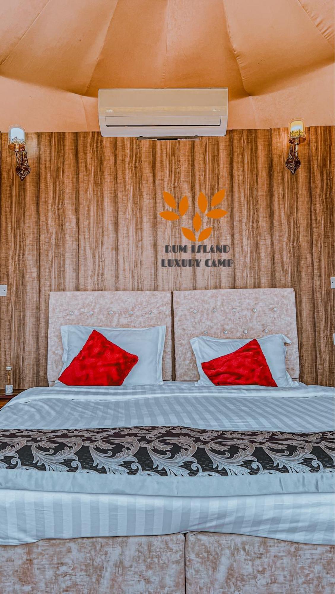 Rum Island Luxury Camp & Bubbles Hotel Wadi Rum Exteriör bild