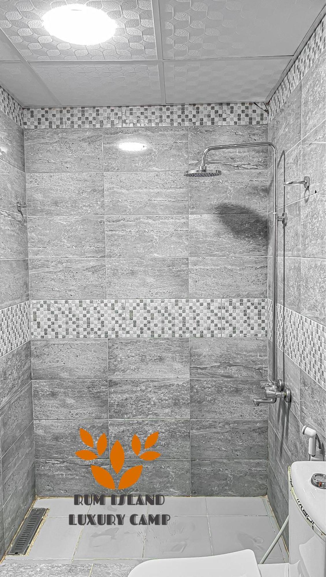 Rum Island Luxury Camp & Bubbles Hotel Wadi Rum Exteriör bild